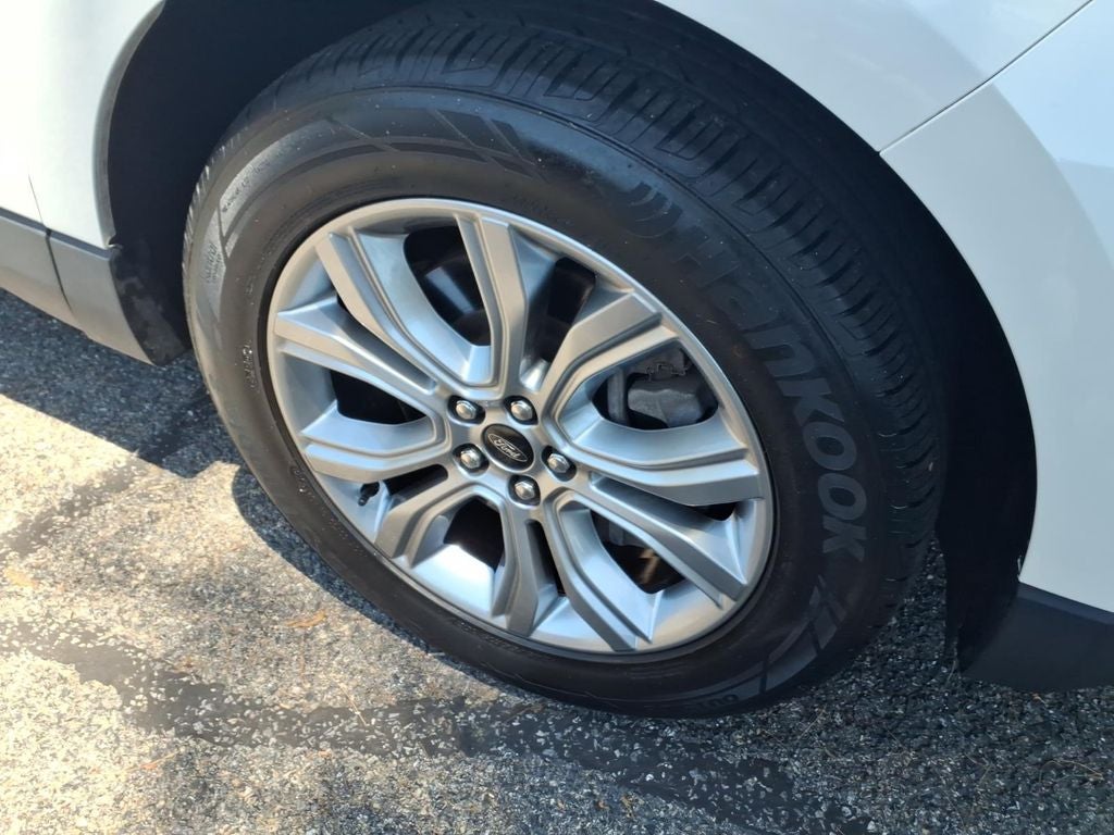2023 Ford Edge Titanium