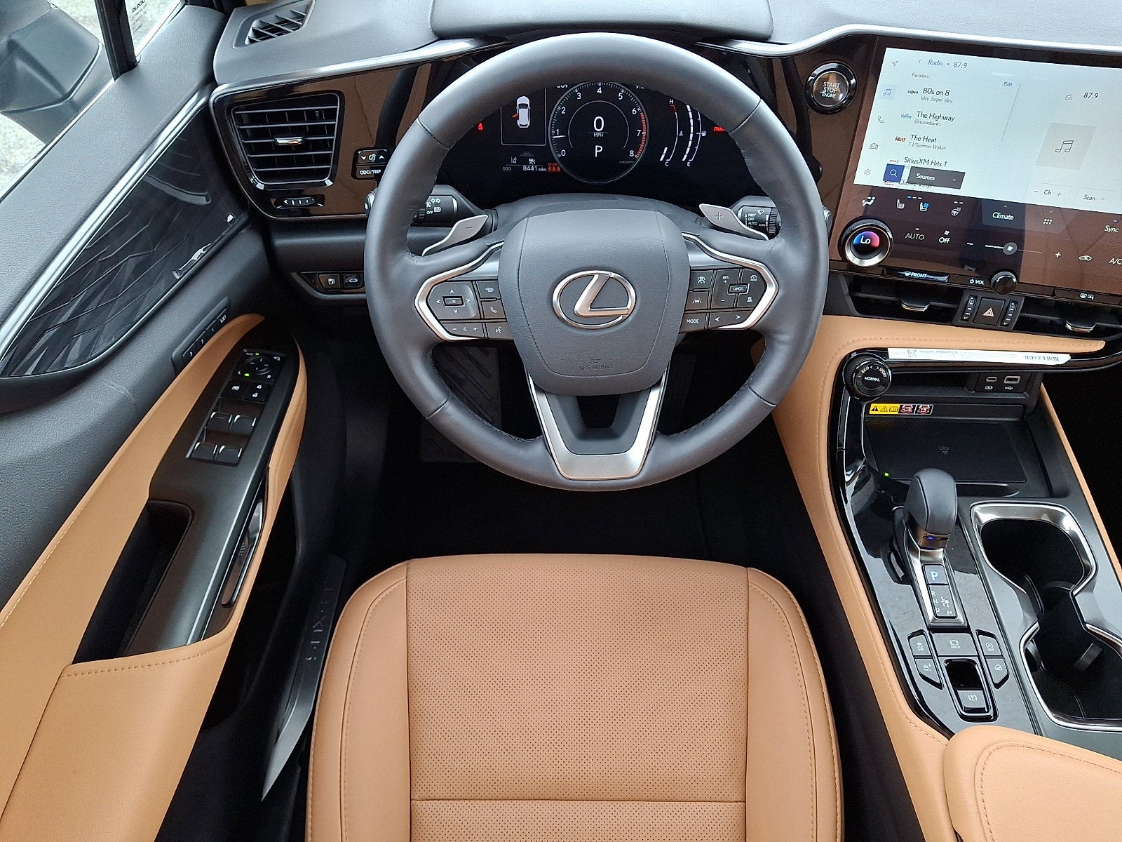 2026 Lexus NX 350 - Photo 12