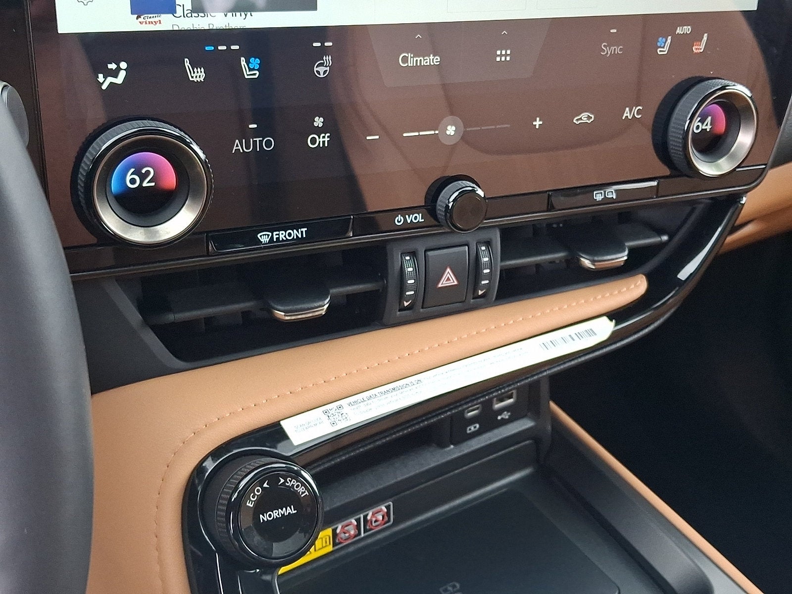 2026 Lexus NX 350 - Photo 17