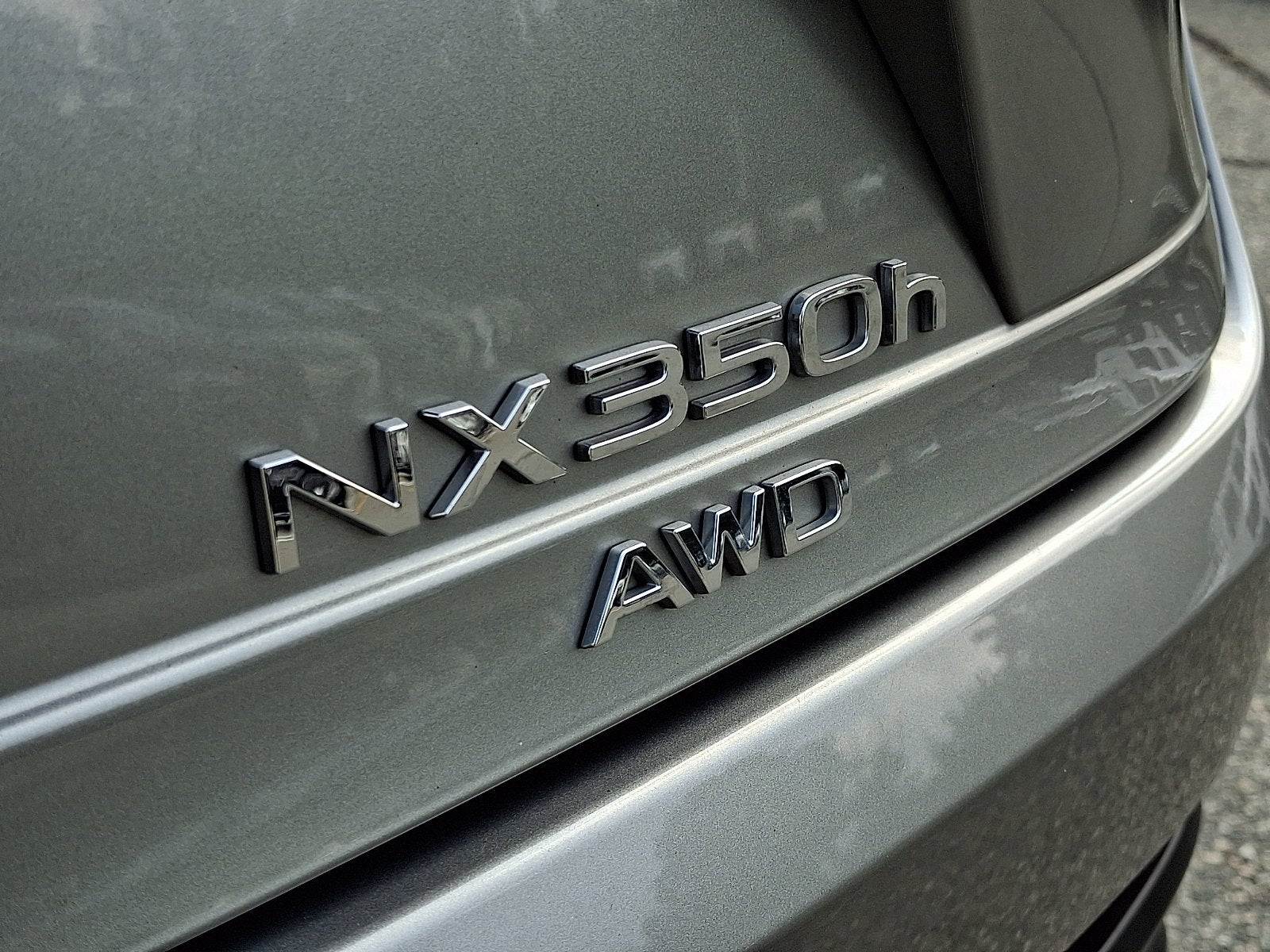 2024 Lexus NX 350h Luxury