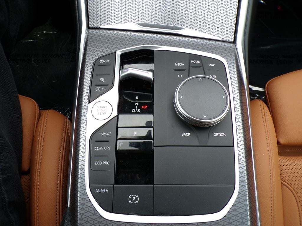 2025 BMW 3 Series 330i xDrive
