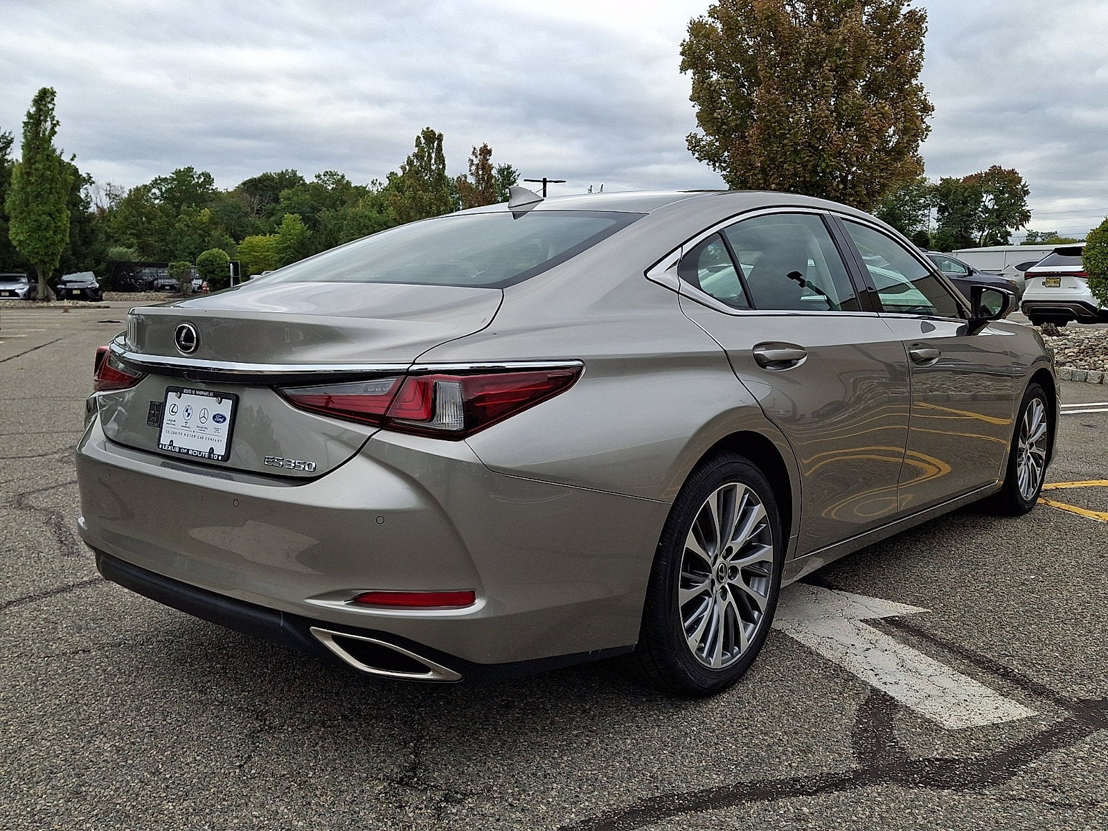 2019 Lexus ES 350