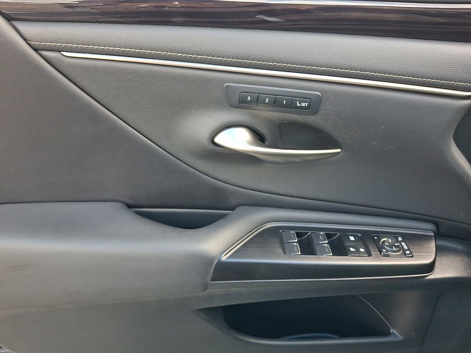 2021 Lexus ES 250