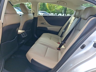2021 Lexus ES 300h