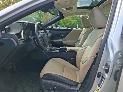 2021 Lexus ES 300h