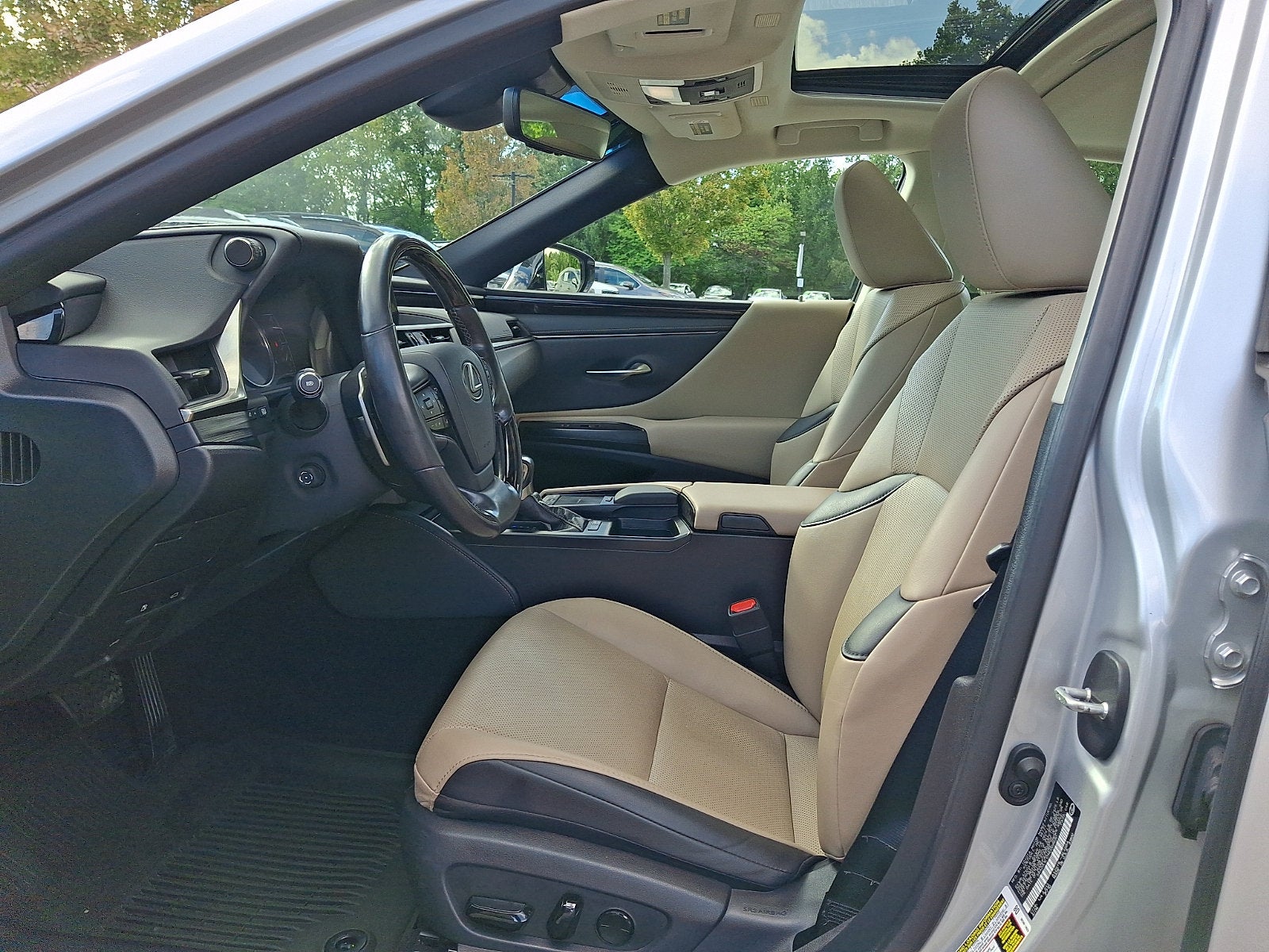 2021 Lexus ES 300h