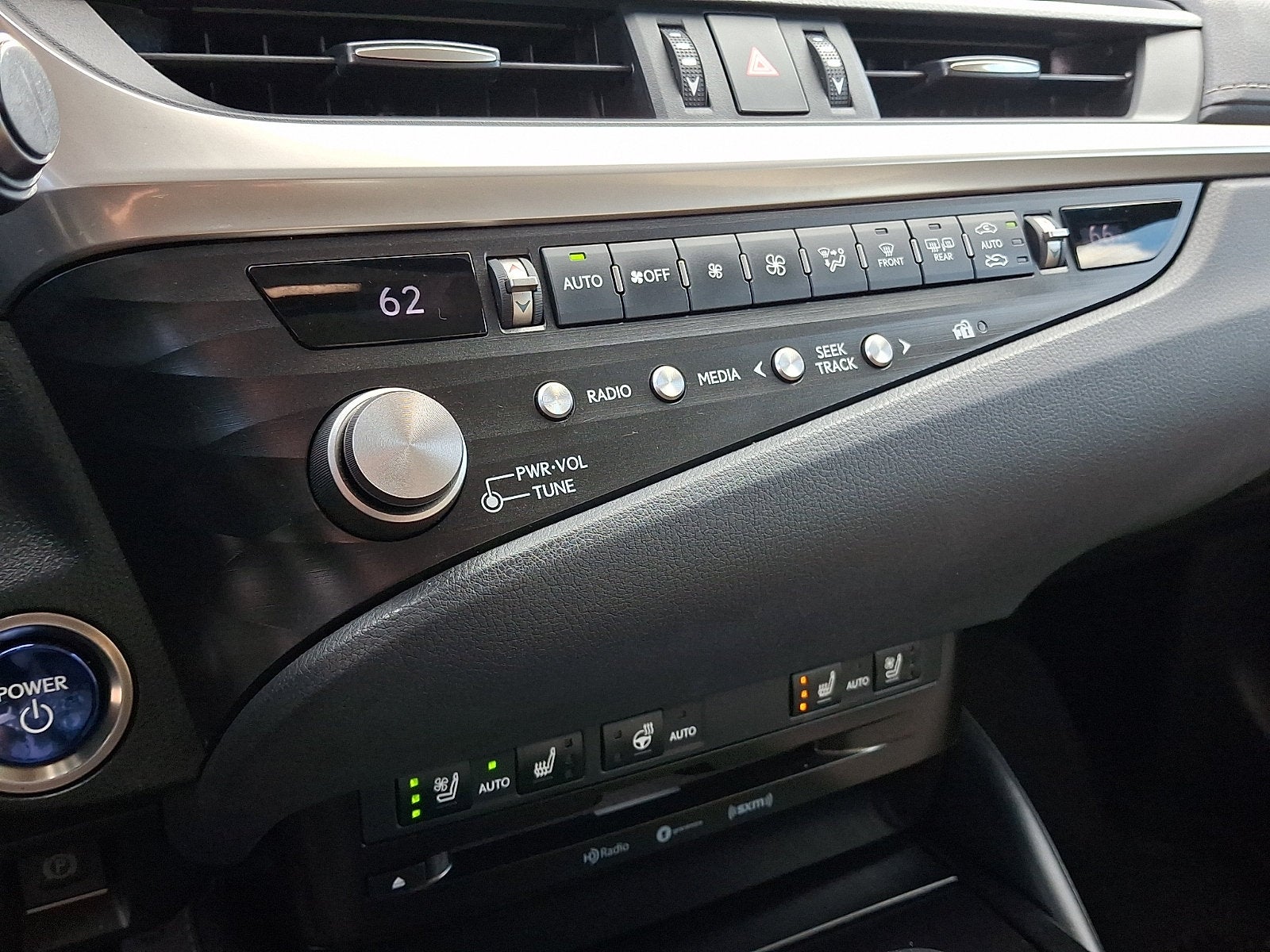 2021 Lexus ES 300h