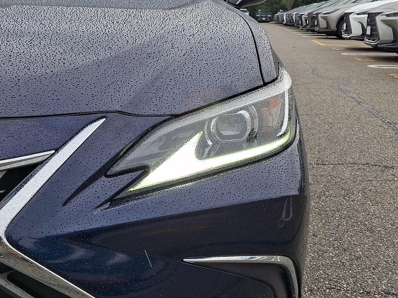 2022 Lexus ES 350