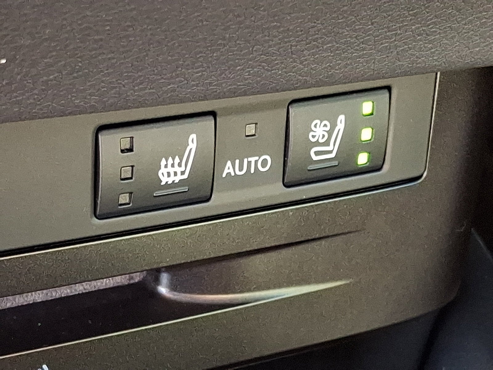 2021 Lexus ES 350