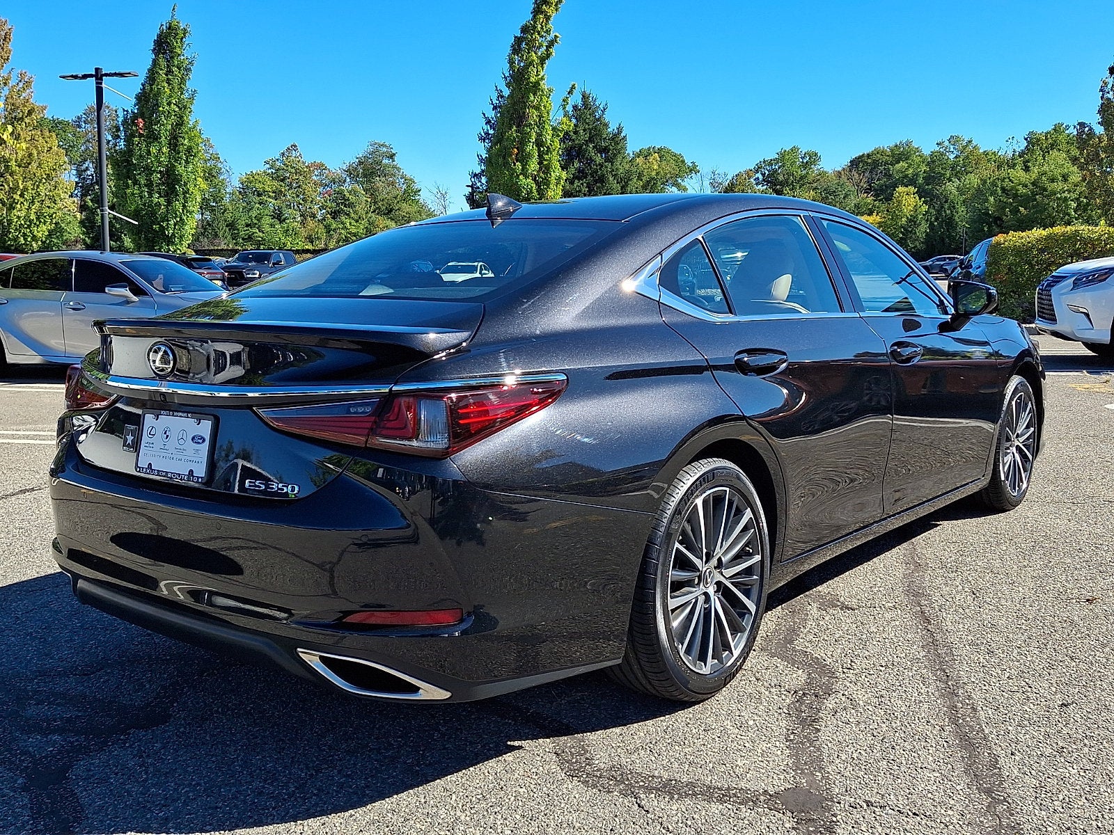 2024 Lexus ES 350