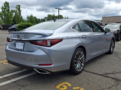2025 Lexus ES 350 Ultra Luxury