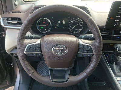 2024 Toyota Sienna Platinum 7 Passenger