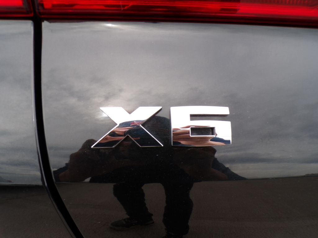 2024 BMW X6 M60i