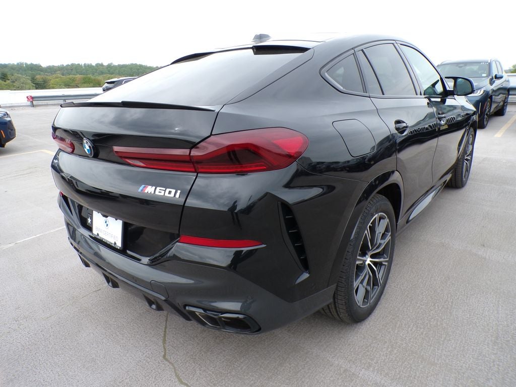 2024 BMW X6 M60i