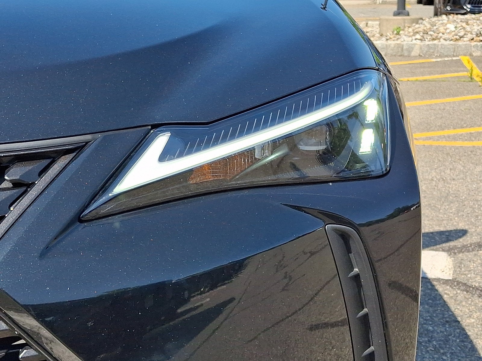 2023 Lexus UX 250h Premium