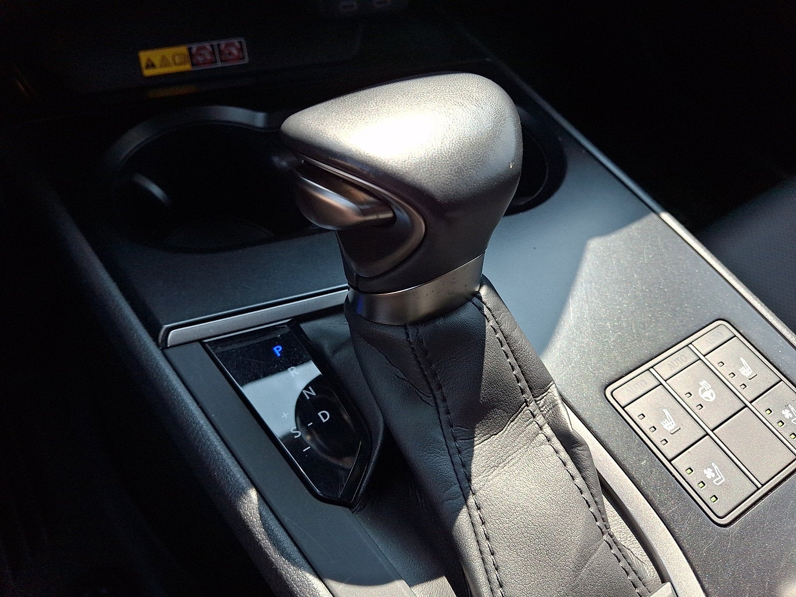 2023 Lexus UX 250h Premium