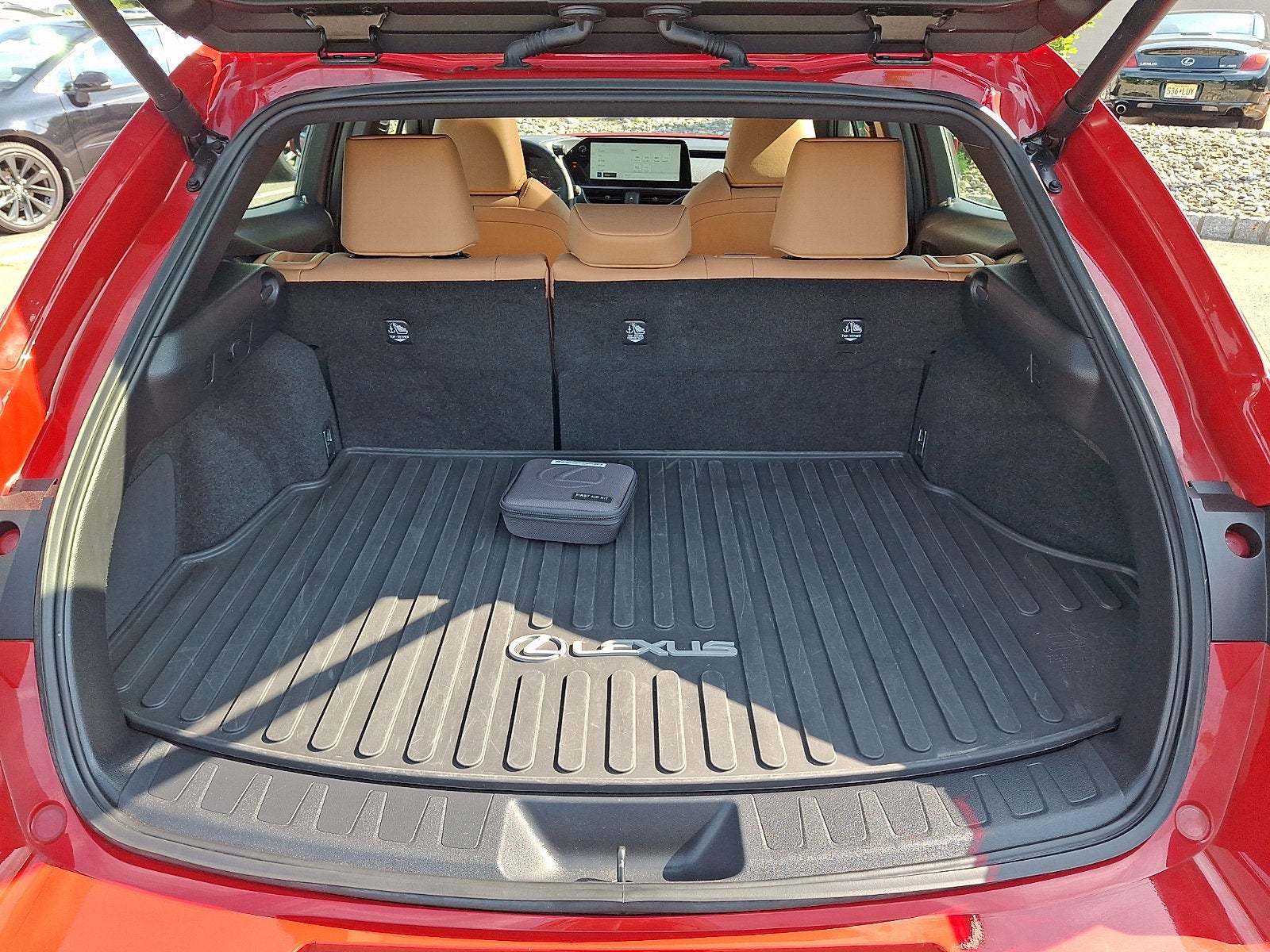 2024 Lexus UX 250h Premium
