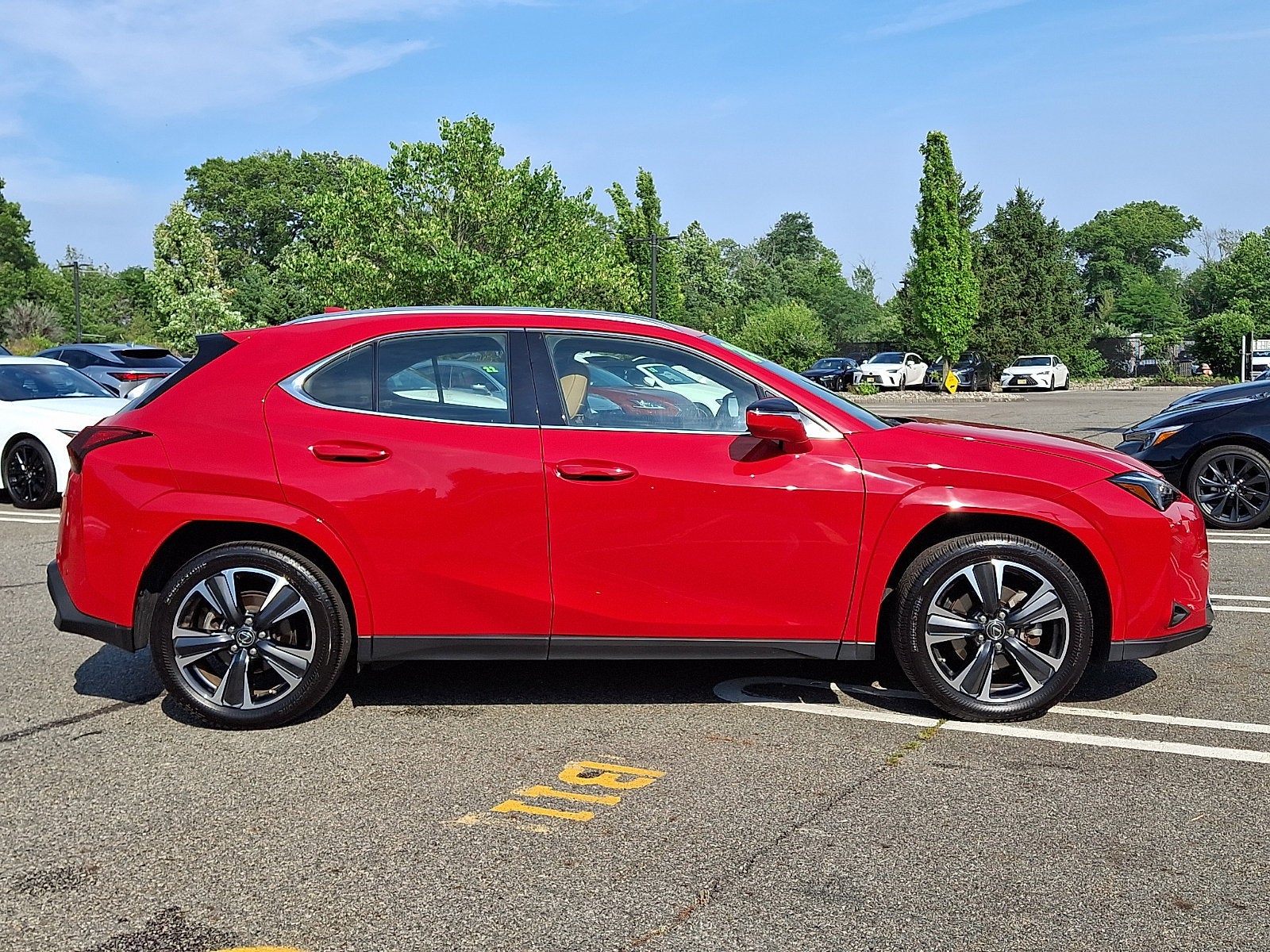 2024 Lexus UX 250h Premium