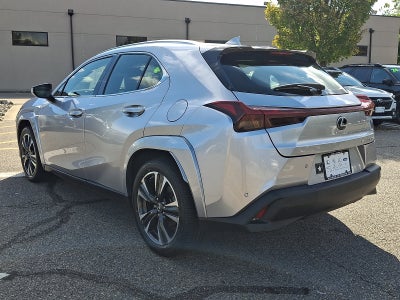 2024 Lexus UX 250h Premium